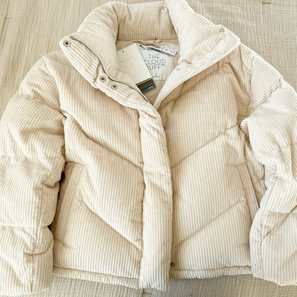 Wilfred The Cloud Puff - Aritzia - Picture 2 of 5